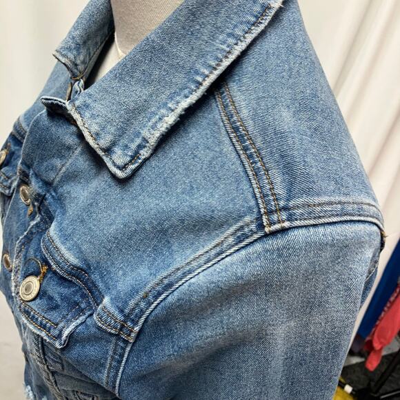 I &‎ M Denim Jean Jacket Womens Small Medium Wash Cropped Raw Hem Distressed - Picture 11 of 15